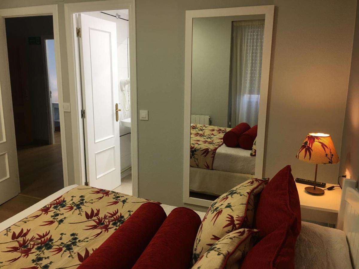 Hostal Restaurante Alarico Allariz Zewnętrze zdjęcie