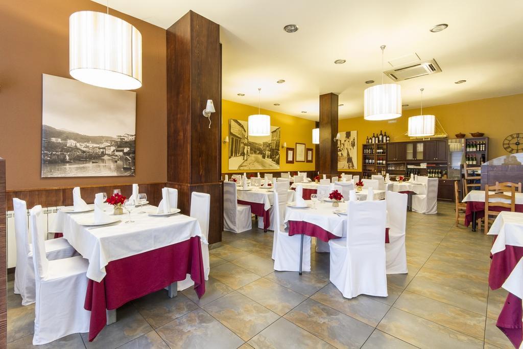 Hostal Restaurante Alarico Allariz Zewnętrze zdjęcie